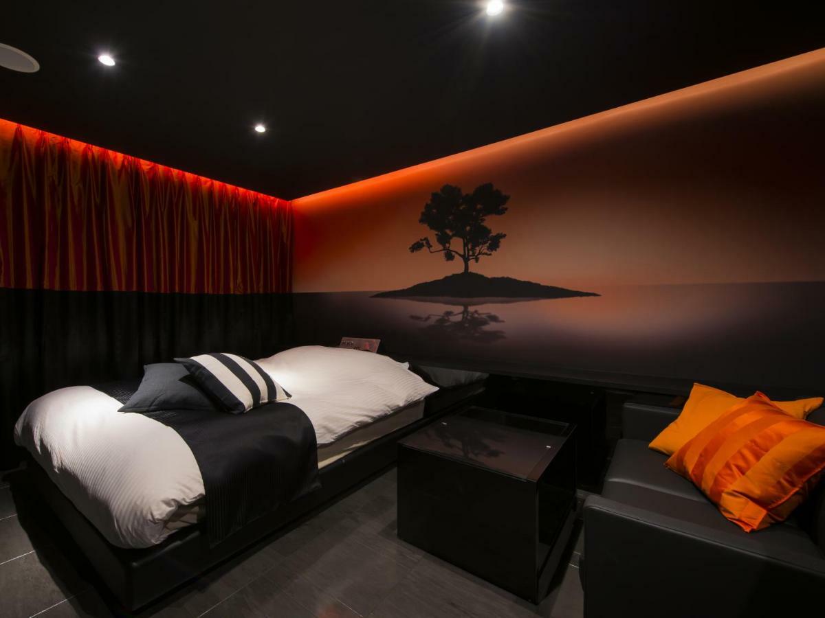 Hotel Crest Hirai (Adults Only) โตเกียว ภายนอก รูปภาพ